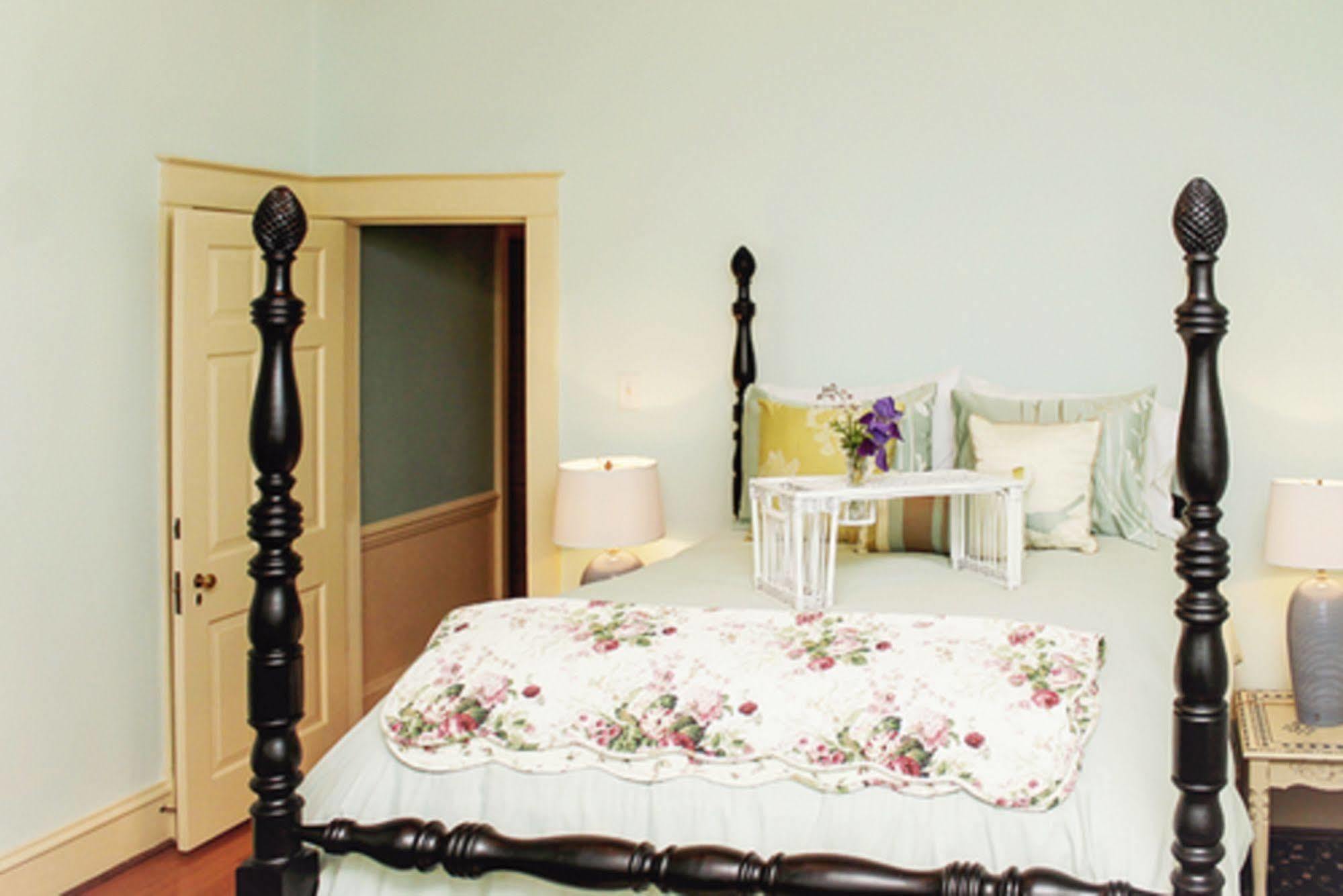 Hill Crest Bed & Breakfast Clifton Forge エクステリア 写真